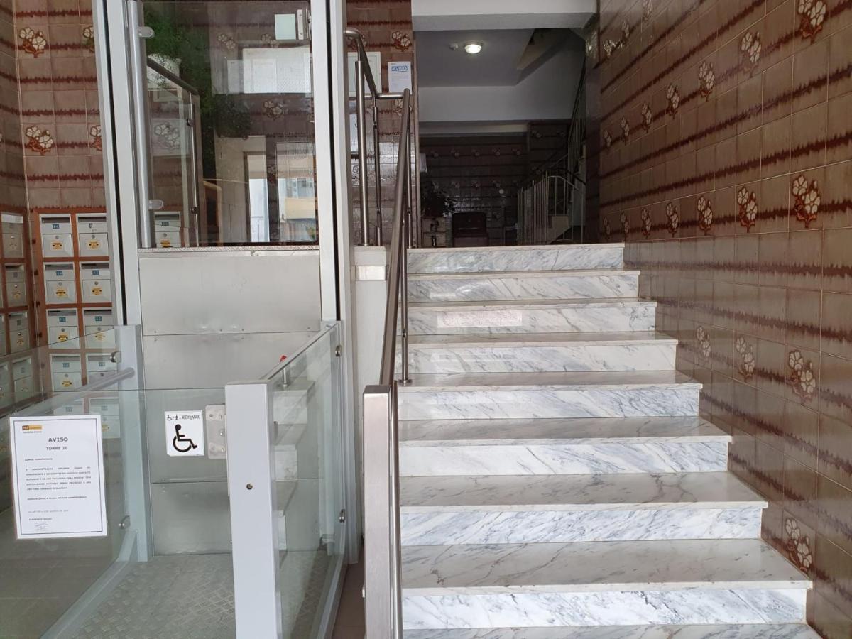 Vista Praia 16- Wifi, Remodelado, 80Mt Praia Quarteira Ngoại thất bức ảnh